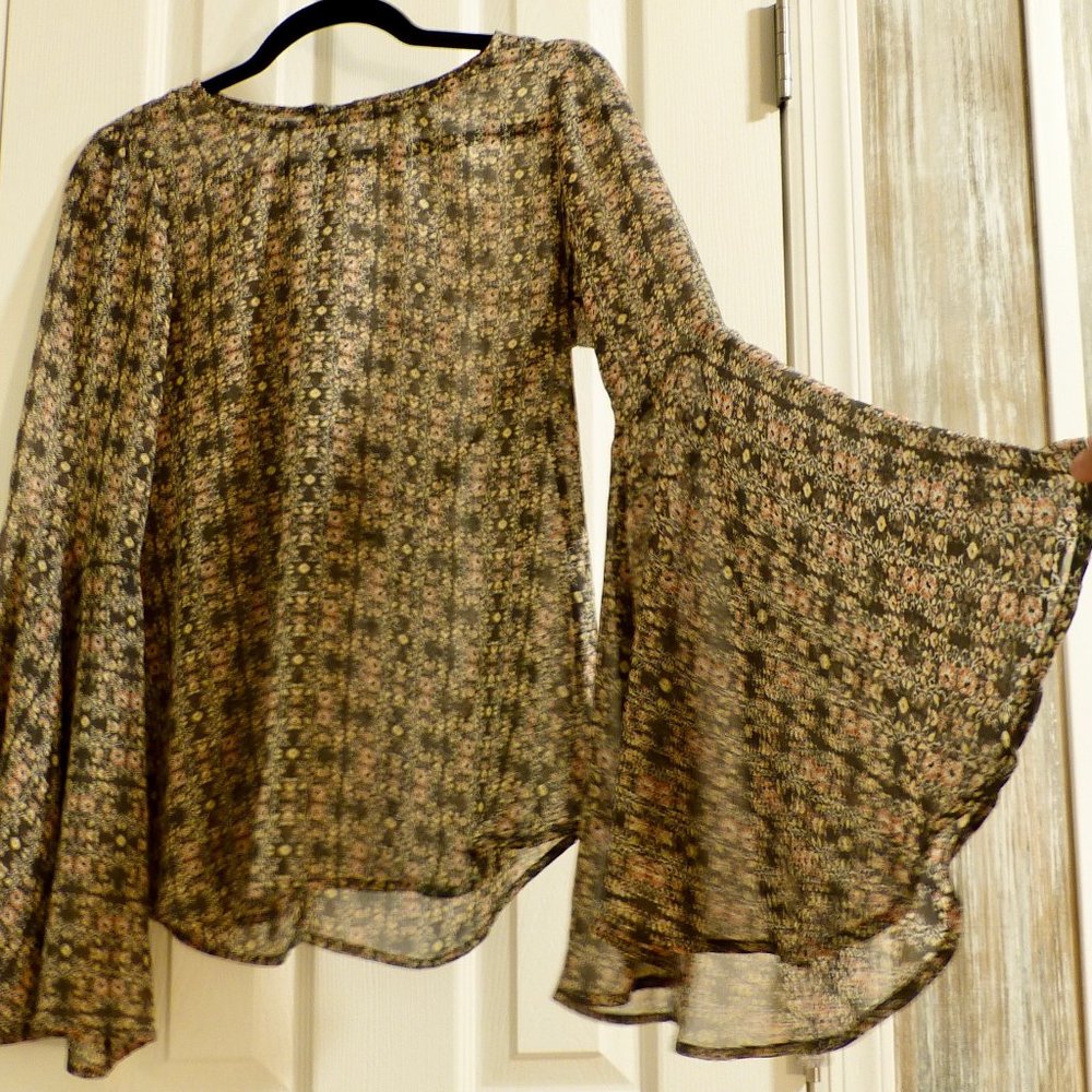 Boho Oversize Sleeve Top